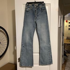LEVI’S flare split jeans